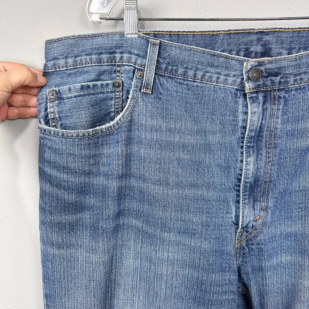 Levis measurements approx